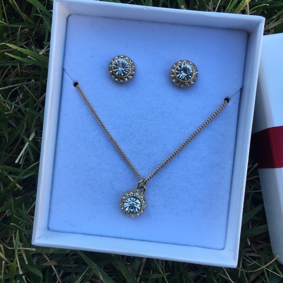 PRICE DROP NWT diamond necklace earring set H&M - Picture 4 of 7